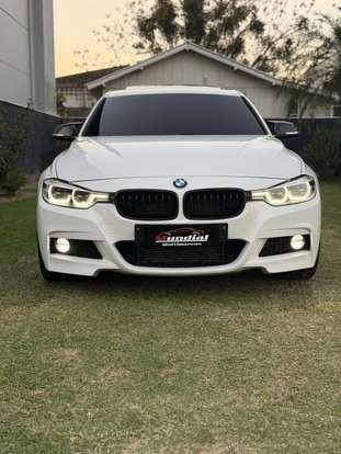 BMW-328i-2017