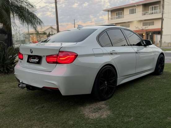 BMW-328i-2.0 M SPORT 16V ACTIVEFLEX 4P AUTOMÁTICO BMW-328i-2017