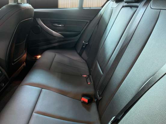 BMW-328i-2.0 SPORT GP 16V ACTIVEFLEX 4P AUTOMÁTICO BMW-328i-2015