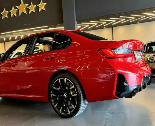 BMW-330e-2023