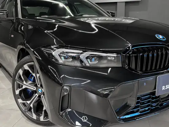 BMW-330e-2.0 16V TURBO HÍBRIDO M SPORT AUTOMÁTICO BMW-330e-2024