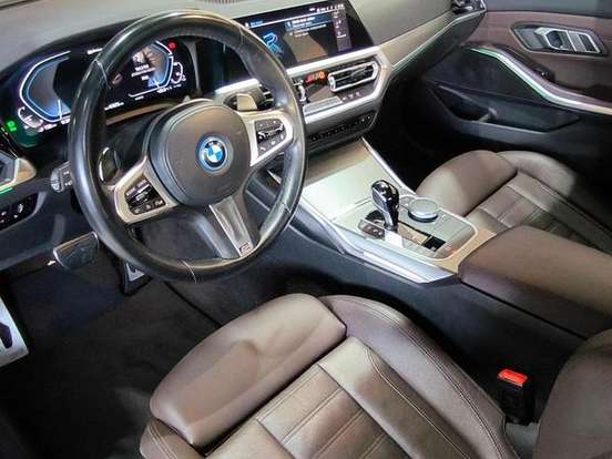BMW-330e-2.0 16V TURBO HÍBRIDO M SPORT AUTOMÁTICO BMW-330e-2022