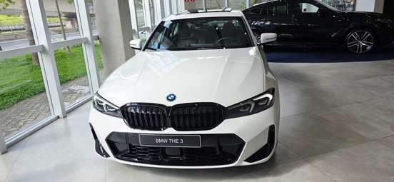 BMW-330e-2025