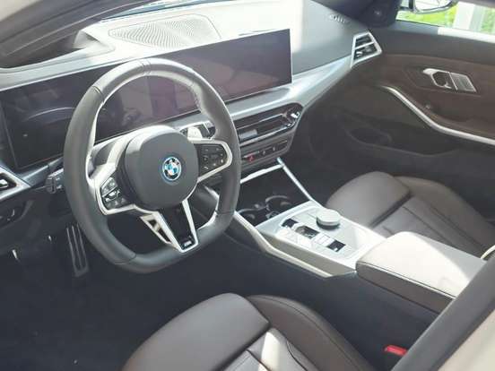 BMW-330e-2.0 16V TURBO HÍBRIDO M SPORT AUTOMÁTICO BMW-330e-2025