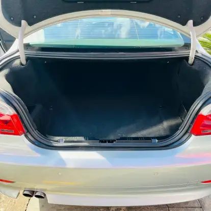 BMW-530i-2006