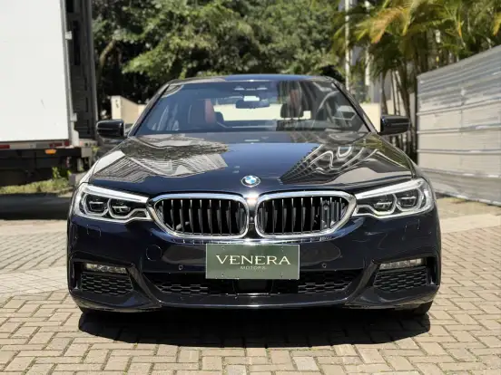 BMW-540i-3.0 24V TURBO GASOLINA M SPORT AUTOMÁTICO BMW-540i-2018