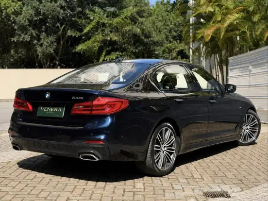 BMW-540i-2018