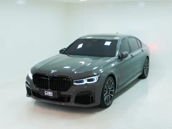 BMW 745Le 3.0 TWINPOWER HÍBRIDO M SPORT AUTOMÁTICO