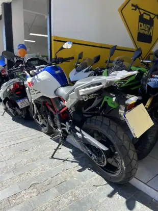 BMW-G 310 GS-2024