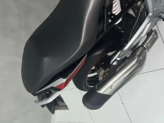 BMW-G 310 R-2021