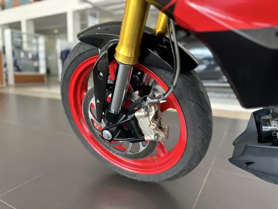 BMW-G 310 R BMW-G 310 R-2024