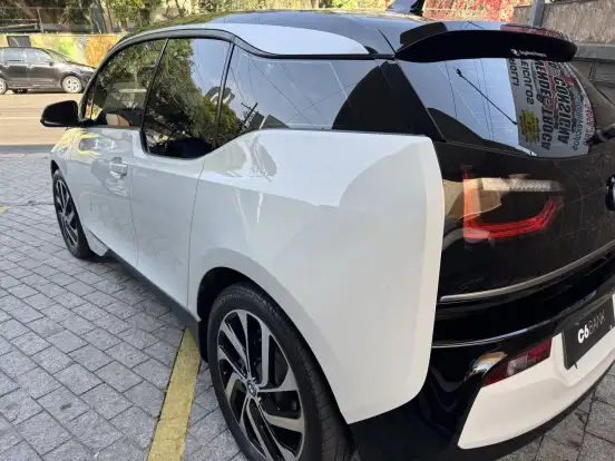 BMW-i3-0.6 HÍBRIDO REX FULL 4P AUTOMÁTICO BMW-i3-2021