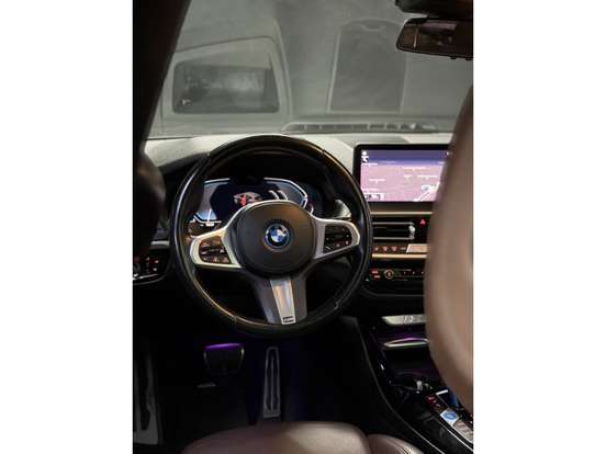 BMW-iX3-2022