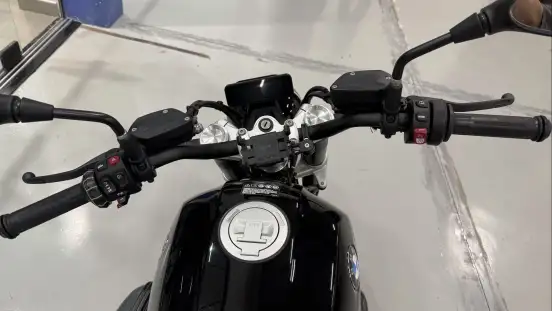 BMW-R 12 BMW-R 12-2024