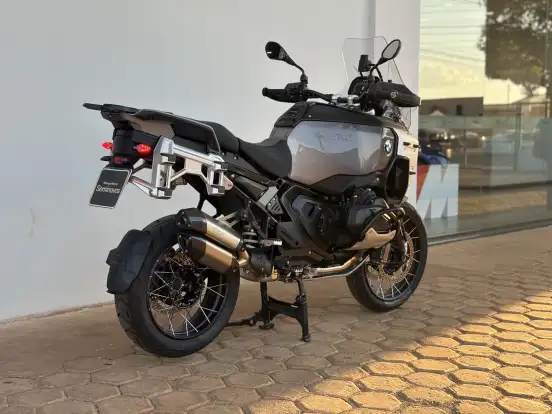 BMW-R 1300 GS ADVENTURE TRIPLE BLACK BMW-R 1300 GS ADVENTURE TRIPLE BLACK-2026