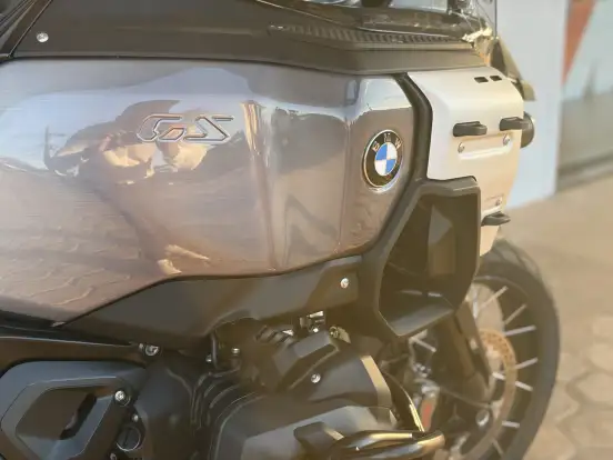 BMW-R 1300 GS ADVENTURE TRIPLE BLACK-2026