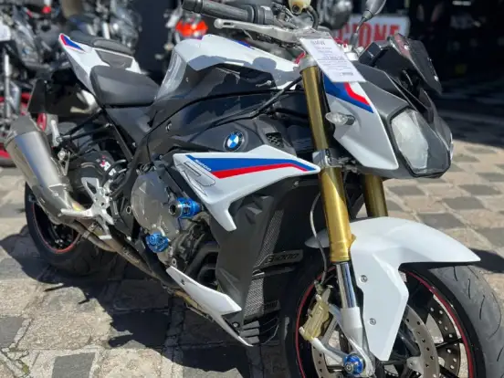 BMW-S 1000 R BMW-S 1000 R-2017