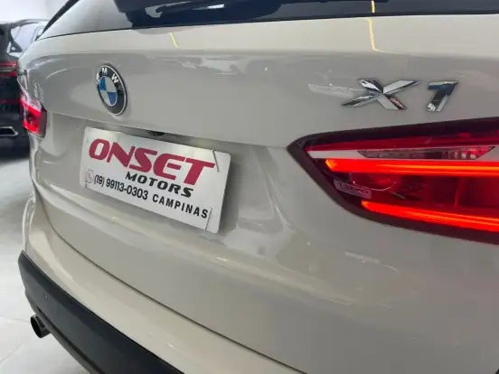 BMW-X1-2.0 16V TURBO ACTIVEFLEX SDRIVE20I 4P AUTOMÁTICO BMW-X1-2017