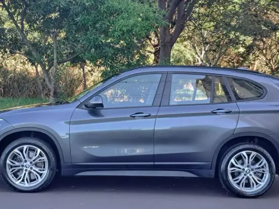 BMW-X1-2.0 16V TURBO ACTIVEFLEX SDRIVE20I 4P AUTOMÁTICO BMW-X1-2018