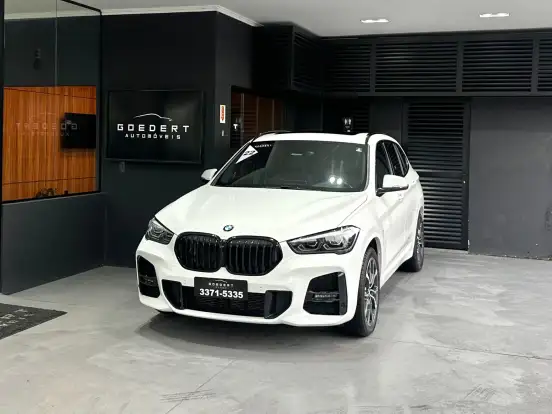 BMW-X1-2022