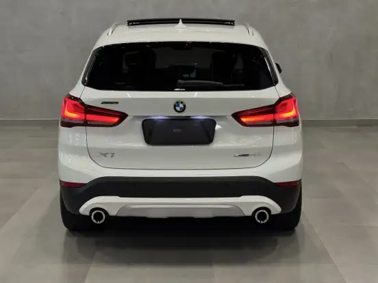 BMW-X1-2.0 16V TURBO ACTIVEFLEX SDRIVE20I X-LINE 4P AUTOMÁTICO BMW-X1-2021