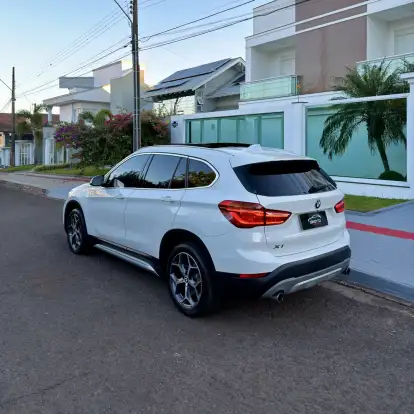 BMW-X1-2.0 16V TURBO ACTIVEFLEX SDRIVE20I X-LINE 4P AUTOMÁTICO BMW-X1-2019