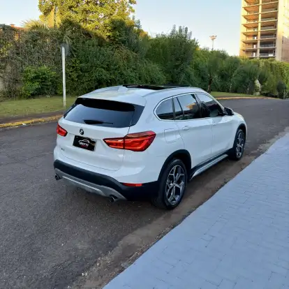 BMW-X1-2.0 16V TURBO ACTIVEFLEX SDRIVE20I X-LINE 4P AUTOMÁTICO BMW-X1-2019