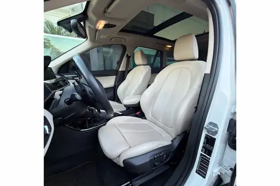 BMW-X1-2.0 16V TURBO ACTIVEFLEX SDRIVE20I X-LINE 4P AUTOMÁTICO BMW-X1-2019