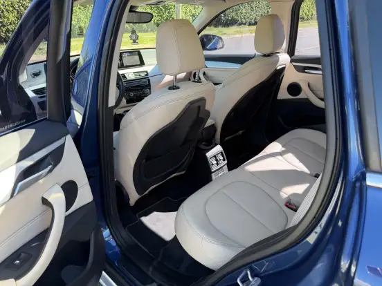 BMW-X1-2022