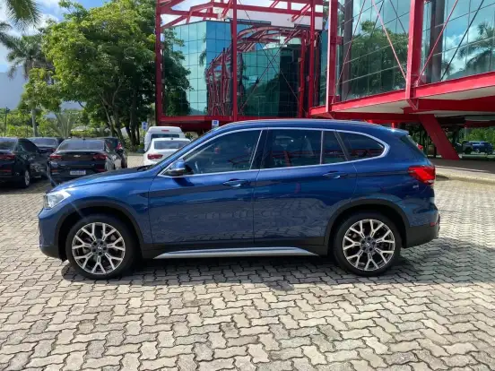 BMW-X1-2022