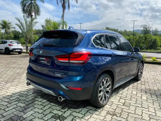 BMW-X1-2022