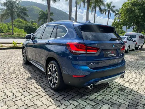 BMW-X1-2.0 16V TURBO ACTIVEFLEX SDRIVE20I X-LINE PLUS 4P AUTOMÁTICO BMW-X1-2022