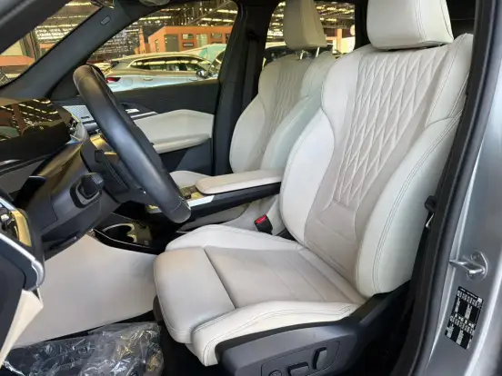 BMW-X1-2025