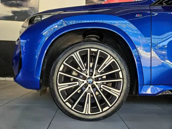 BMW-X1-2.0 16V TURBO GASOLINA SDRIVE20I M SPORT STEPTRONIC BMW-X1-2024