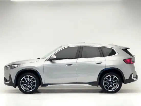 BMW-X1-2.0 16V TURBO GASOLINA SDRIVE20I X-LINE STEPTRONIC BMW-X1-2025