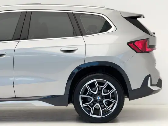 BMW-X1-2.0 16V TURBO GASOLINA SDRIVE20I X-LINE STEPTRONIC BMW-X1-2025