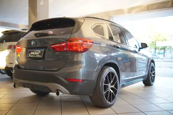 BMW-X1-2016