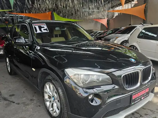 BMW-X1-2.0 18I S-DRIVE 4X2 16V GASOLINA 4P AUTOMÁTICO BMW-X1-2011