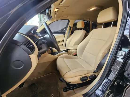 BMW-X1-2.0 18I S-DRIVE 4X2 16V GASOLINA 4P AUTOMÁTICO BMW-X1-2011