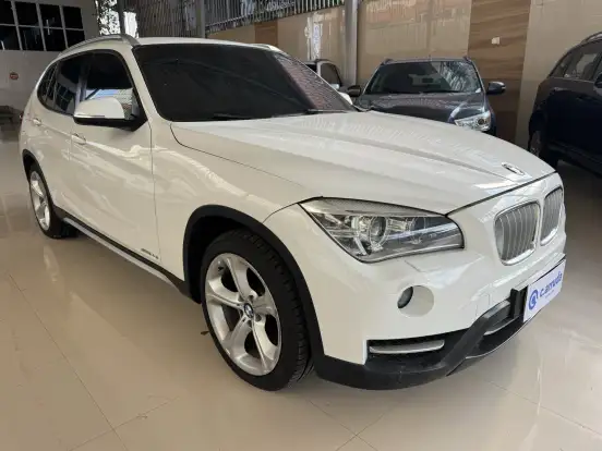 BMW-X1-2.0 18I S-DRIVE 4X2 16V GASOLINA 4P AUTOMÁTICO BMW-X1-2014