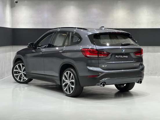 BMW-X1-2022