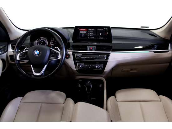 BMW-X1-2.0 16V TURBO ACTIVEFLEX SDRIVE20I X-LINE 4P AUTOMÁTICO BMW-X1-2020