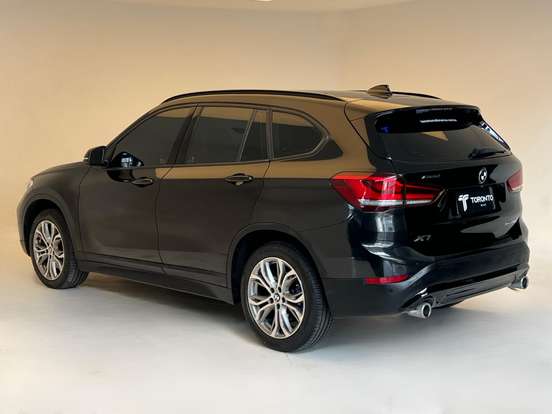 BMW-X1-2.0 16V TURBO ACTIVEFLEX SDRIVE20I X-LINE 4P AUTOMÁTICO BMW-X1-2020