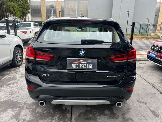 BMW-X1-2.0 16V TURBO ACTIVEFLEX SDRIVE20I X-LINE 4P AUTOMÁTICO BMW-X1-2021