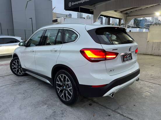 BMW-X1-2022