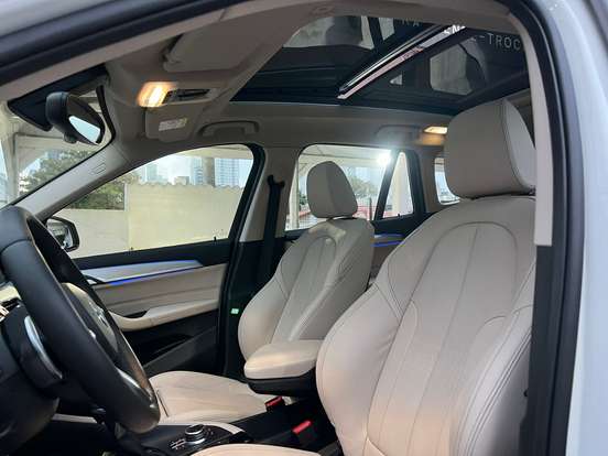 BMW-X1-2022