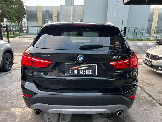 BMW-X1-2.0 16V TURBO ACTIVEFLEX SDRIVE20I X-LINE 4P AUTOMÁTICO BMW-X1-2017