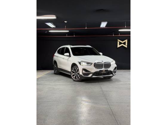 BMW X1 2.0 16V TURBO ACTIVEFLEX SDRIVE20I X-LINE PLUS 4P AUTOMÁTICO