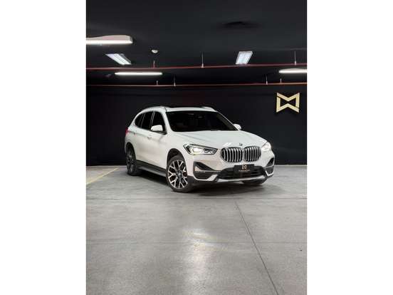 BMW-X1-2.0 16V TURBO ACTIVEFLEX SDRIVE20I X-LINE PLUS 4P AUTOMÁTICO BMW-X1-2022