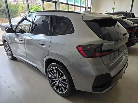 BMW-X1-2.0 16V TURBO GASOLINA SDRIVE20I M SPORT STEPTRONIC BMW-X1-2024